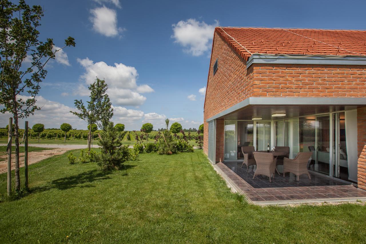 Bed and Breakfast Ladanjsko Imanje Principovac Ilok Exterior foto